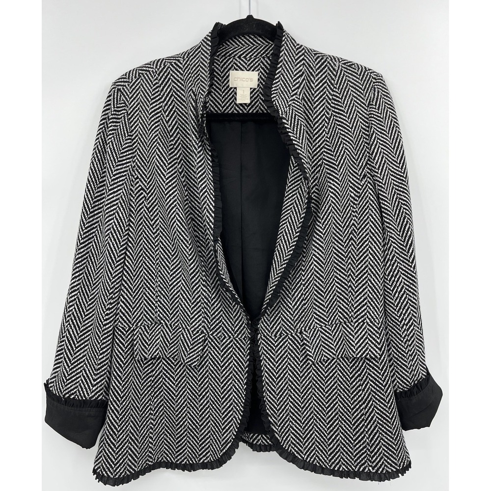 Chicos Blazer Jacket Herringbone Black White Ruffle Trim Pockets Stretch Size 1